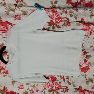 Liz Claiborne Classic White Short Sleeve Top